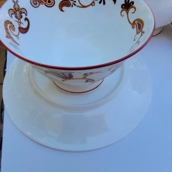 LEFARD TEA SET with( 6 X Teacupsand Saucers), 1x Sugar Bowl, 1x Milk Jug Coffee & Tea Accessories